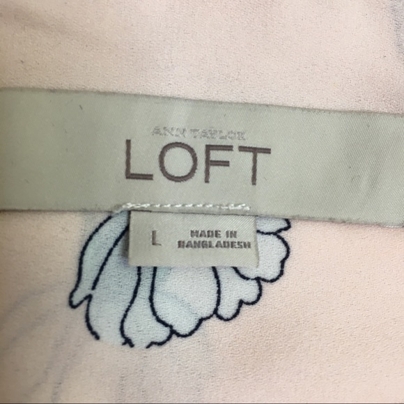 LOFT Long Sleeve Button Down Floral Print Top Size Large - Picture 6 of 7